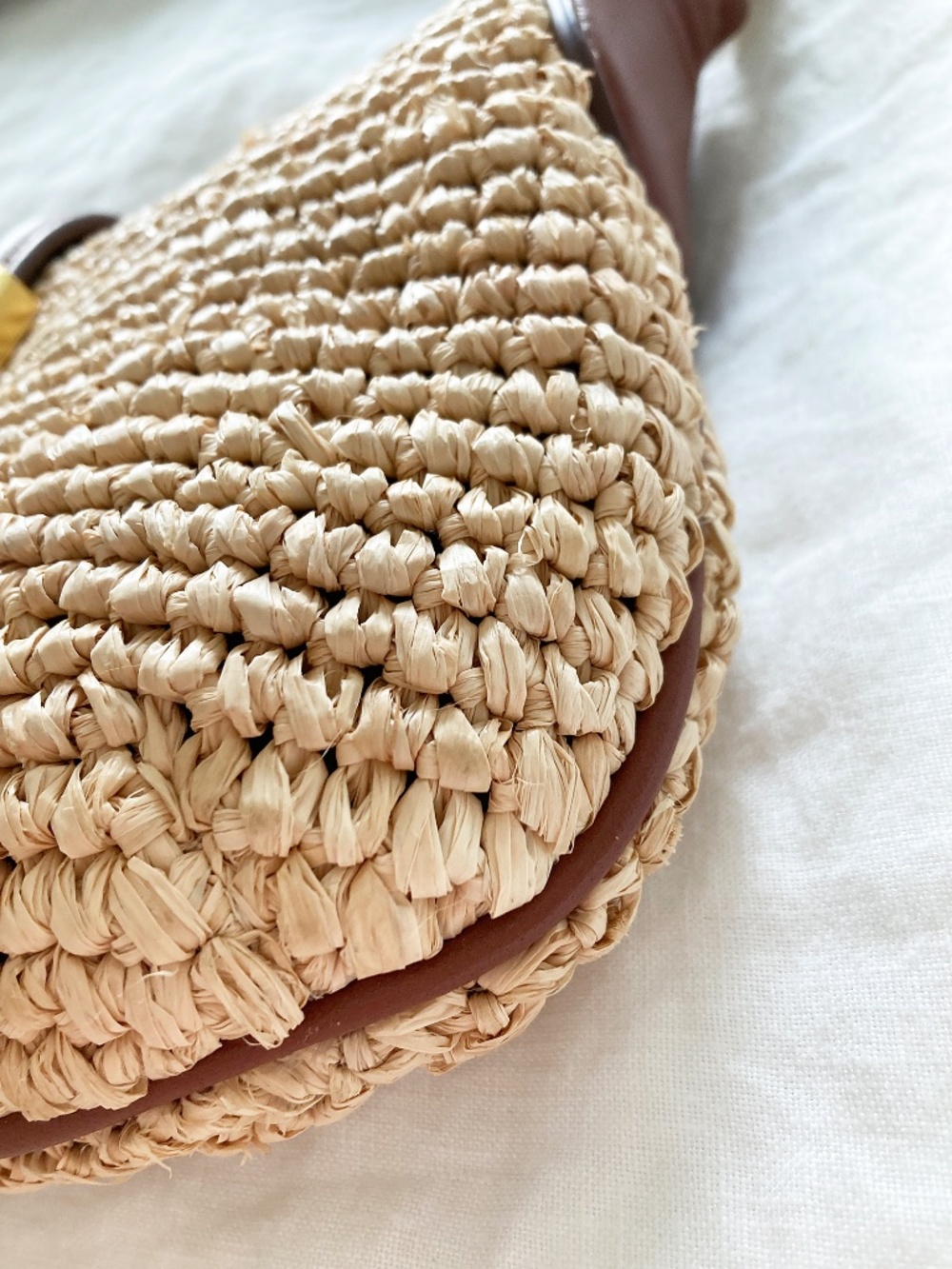 NWT J. Crew Berkeley Buckle Shoulder Bag in Handknotted Straw - Picture 5 of 9